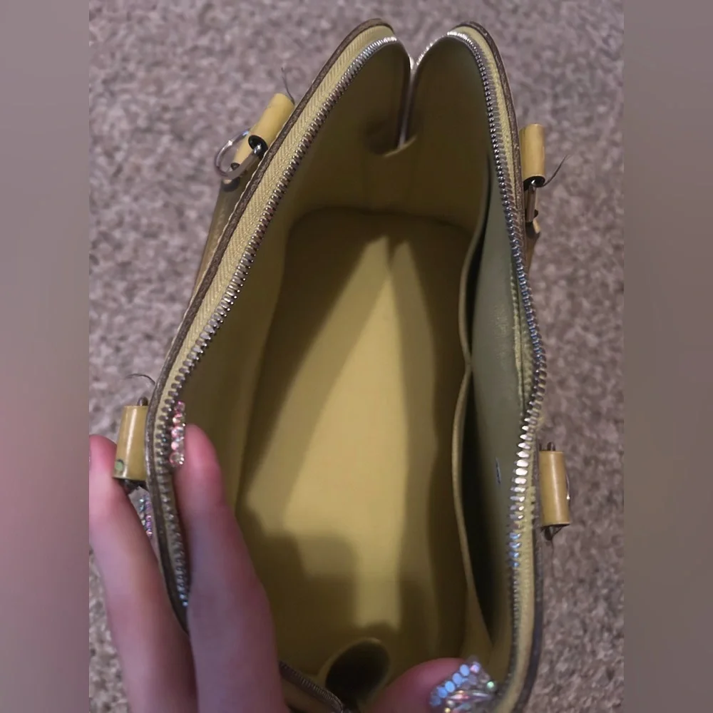 Yellow Authentic Lv Women's Handbag - Picture 11 of 13
